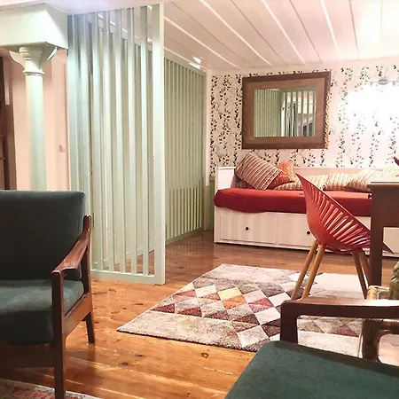 Akicity Baixa Elm Апартаменти